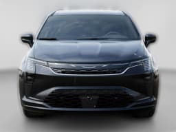 Chrysler Pacifica Select FWD 2027 — side view