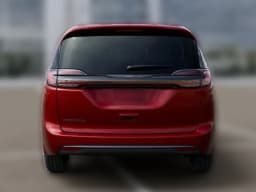 Chrysler Pacifica Select FWD 2026 — side view
