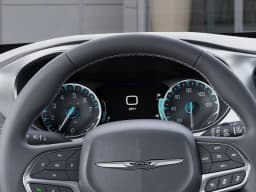 Chrysler Pacifica Select FWD 2026 — side view