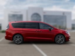 Chrysler Pacifica Select FWD 2026 — side view