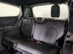 Chrysler Pacifica Select FWD 2026 — side view