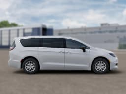 Chrysler Voyager LX FWD 2026 — side view