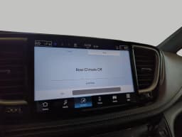 Chrysler Pacifica Select AWD 2027 — side view