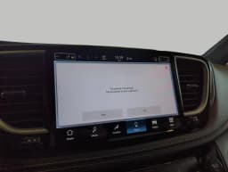 Chrysler Pacifica Select AWD 2027 — side view