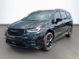 Chrysler Pacifica Limited AWD 2026 — side view