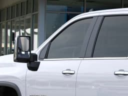 Chevrolet Silverado 2500HD LT 4WD Crew Cab 159" 2026 — side view