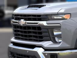 Chevrolet Silverado 2500HD LT 4WD Crew Cab 159" 2026 — side view