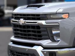 Chevrolet Silverado 2500HD LT 4WD Crew Cab 159" 2026 — side view