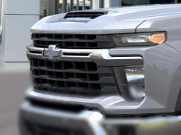 Chevrolet Silverado 2500HD LT 4WD Crew Cab 159" 2026 — side view