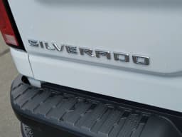 Chevrolet Silverado 2500HD ZR2 4WD Crew Cab 159" 2026 — side view