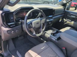 Chevrolet Silverado 2500HD ZR2 4WD Crew Cab 159" 2026 — side view