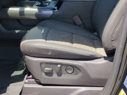 Chevrolet Silverado 2500HD ZR2 4WD Crew Cab 159" 2026 — side view