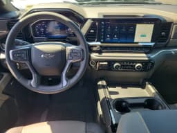 Chevrolet Silverado 2500HD ZR2 4WD Crew Cab 159" 2026 — side view