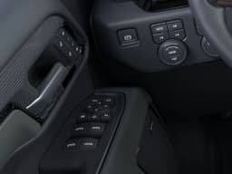 Chevrolet Silverado 2500HD ZR2 4WD Crew Cab 159" 2026 — side view