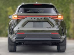 Lexus NX NX 350 Premium AWD 2026 — side view