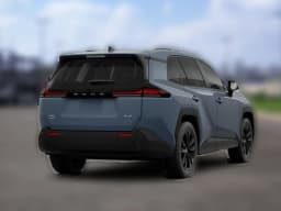 Toyota RAV4 XLE Premium AWD (Natl) 2026 — side view