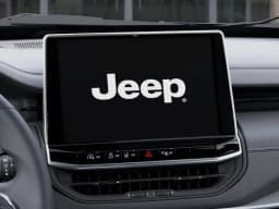 Jeep Compass Limited Altitude 4x4 2026 — side view