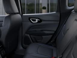 Jeep Compass Limited Altitude 4x4 2026 — side view