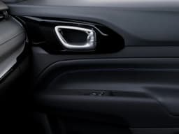 Jeep Compass Limited Altitude 4x4 2026 — side view