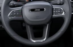 Jeep Compass Limited Altitude 4x4 2026 — side view