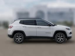 Jeep Compass Limited 4x4 2026 — side view