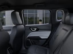 Jeep Compass Limited 4x4 2026 — side view
