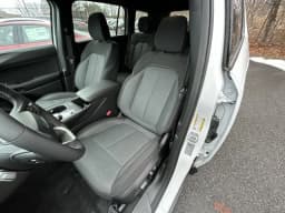 Jeep Cherokee Laredo 4x4 2026 — side view