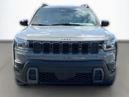 Jeep Cherokee Laredo 4x4 2026 — side view