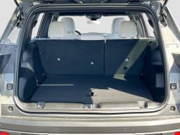 Jeep Cherokee Laredo 4x4 2026 — side view