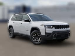 Jeep Cherokee Laredo 4x4 2026 — side view