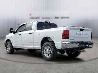 Ram 2500 Big Horn 4x2 Crew Cab 6'4" Box Ram 2500 Big Horn 4x2 Crew Cab 6'4" Box