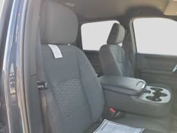 Ram 2500 Tradesman 4x4 Crew Cab 6'4" Box 2026 — side view