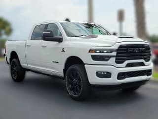Ram 2500 Laramie 4x4 Crew Cab 6'4" Box Ram 2500 Laramie 4x4 Crew Cab 6'4" Box