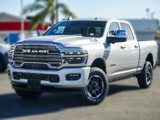 Ram 2500 Laramie 4x4 Crew Cab 6'4" Box Ram 2500 Laramie 4x4 Crew Cab 6'4" Box