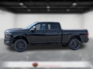 Ram 2500 Limited 4x4 Crew Cab 6'4" Box Ram 2500 Limited 4x4 Crew Cab 6'4" Box