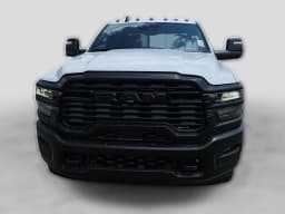 Ram 3500 Tradesman 4x4 Crew Cab 8' Box 2026 — side view