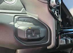 Ram 3500 Tradesman 4x4 Crew Cab 8' Box 2026 — side view