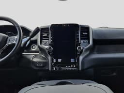 Ram 3500 Tradesman 4x4 Crew Cab 8' Box 2026 — side view