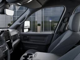 Ram 3500 Tradesman 4x4 Crew Cab 8' Box 2026 — side view