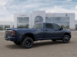 Ram 3500 Big Horn 4x4 Crew Cab 8' Box Ram 3500 Big Horn 4x4 Crew Cab 8' Box