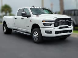 Ram 3500 Big Horn 4x4 Crew Cab 8' Box 2026 — side view