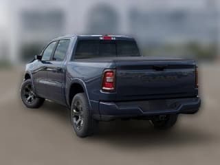 Ram 1500 Big Horn 4x4 Crew Cab 5'7" Box Ram 1500 Big Horn 4x4 Crew Cab 5'7" Box