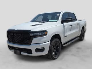 Ram 1500 Express 4x4 Crew Cab 5'7" Box Ram 1500 Express 4x4 Crew Cab 5'7" Box