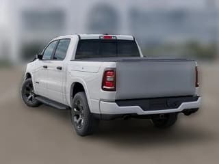 Ram 1500 Big Horn 4x4 Crew Cab 5'7" Box Ram 1500 Big Horn 4x4 Crew Cab 5'7" Box