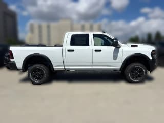 Ram 2500 Tradesman 4x4 Crew Cab 6'4" Box Ram 2500 Tradesman 4x4 Crew Cab 6'4" Box