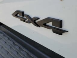 Ram 2500 Tradesman 4x4 Crew Cab 8' Box 2026 — side view