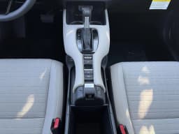 Honda HR-V LX AWD CVT 2027 — side view