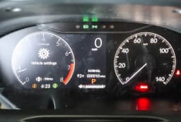 Honda HR-V LX AWD CVT 2027 — side view