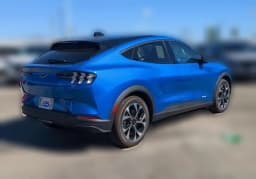 Ford Mustang Mach-E Select RWD 2026 — side view