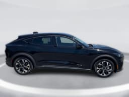 Ford Mustang Mach-E Select RWD 2026 — side view
